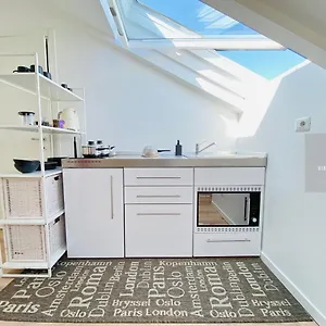 https://appartamento-di-design-la-tua-suite-a-milano-city-life.it-lombardy.com